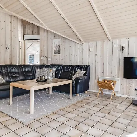 בית נופש Tovi - 4km From The Sea By Interhome Tagholm